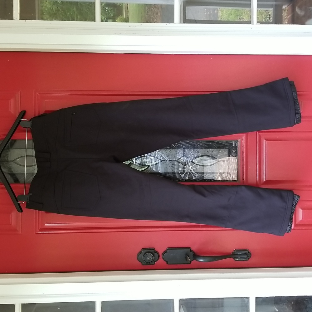 NWT Iceburg Soft Shell Snow Pants size medium - Picture 9 of 12